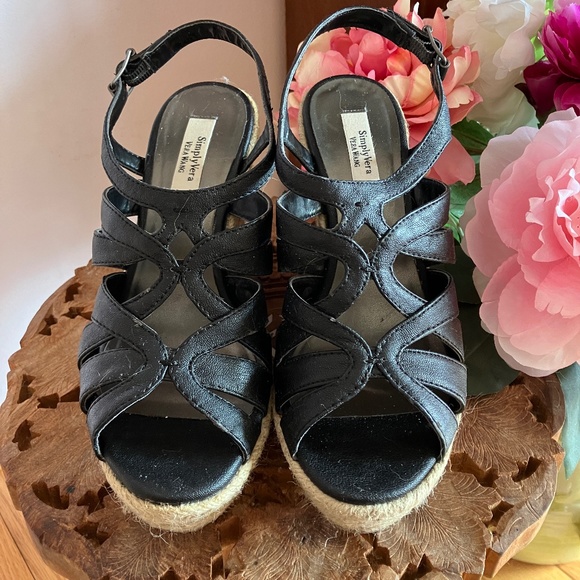Vera Wang Wedge Platform Sandals-Good Used Condition - Picture 1 of 10